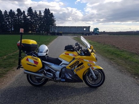 Guideur moto pour guidage d'un convoi - Midi Pyrénées